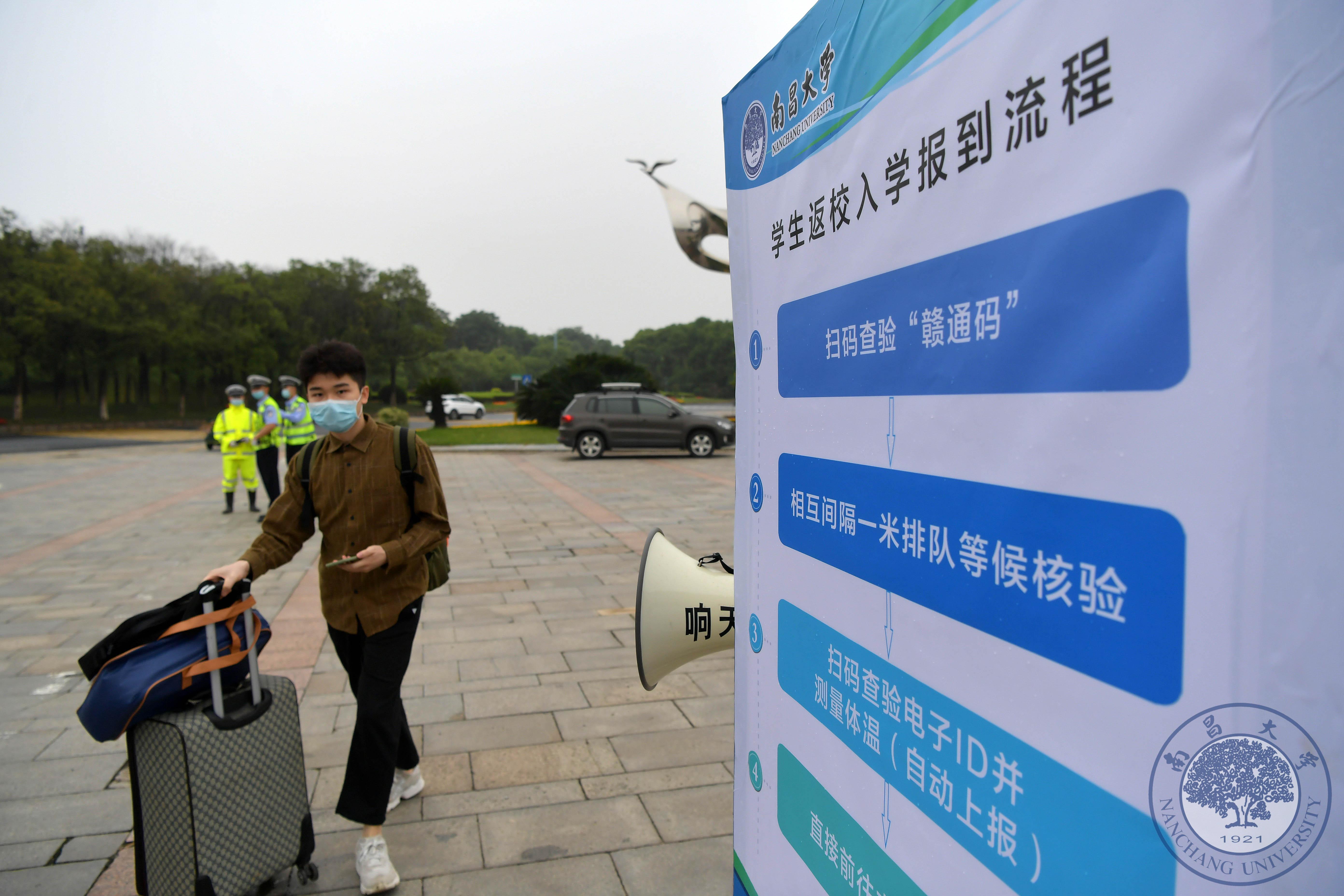 e84c24c5a6f44f68b3c3b9f482855ad7.jpg e84c24c5a6f44f68b3c3b9f482855ad7.jpg